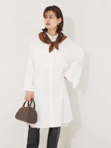 [ Rouge vif ] 컷 슬릿 셔츠 원피스