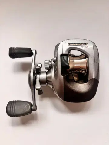 팀 다이와-S 105HV 베이트 낚시릴