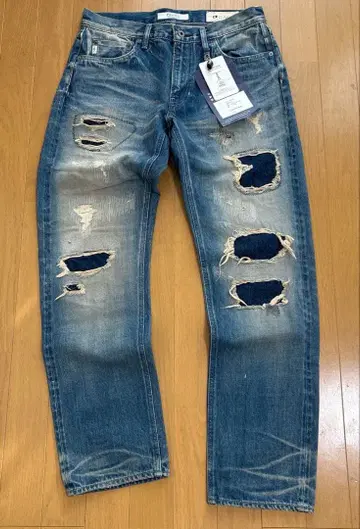 FDMTL 파운데이셔널 트레이스 데님 케이스 스터디 데님