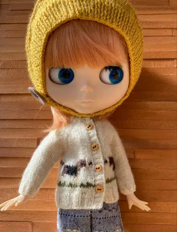 브라이스 아웃핏 손뜨개질 니트 2