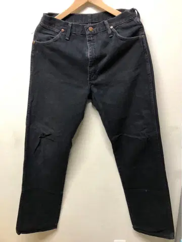 Wrangler 블랙 치노 팬츠