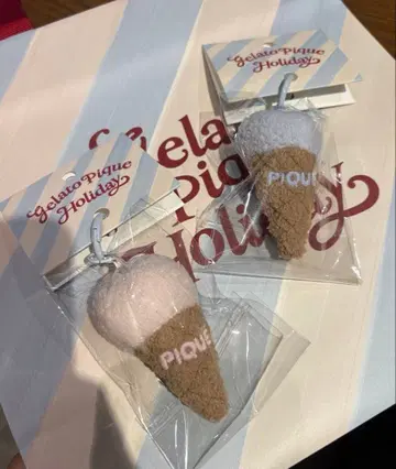 젤라또피케 팝업 스토어 참 아이스크림 핑크 블루