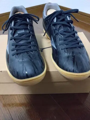 미즈노 25.0 풋살화