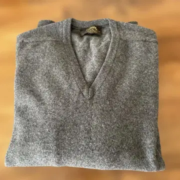 Joshua Taylor 그레이 V넥 스웨터