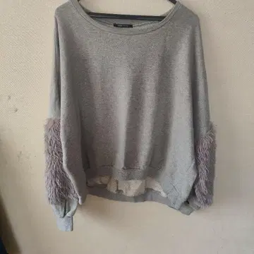 그레이 플리스 소매 트레이닝복