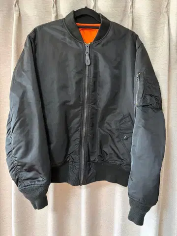 ALPHA INDUSTRIES 알파인더스트리 MA-1 블랙