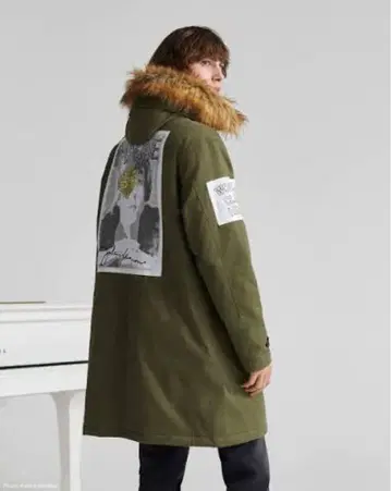 프리티 그린 X 존 레논 모즈 코트