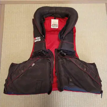 아브가르시아 구명 조끼