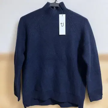 UNIQLO +J 프리미엄 라무네 케이블 하이넥 스웨터 M