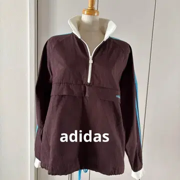 adidas 다크 브라운 하프 지퍼 블루종
