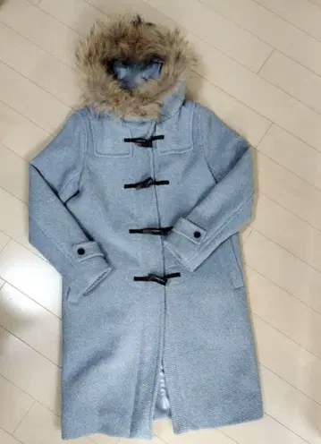 라이트 블루 더플 코트 퍼 포함