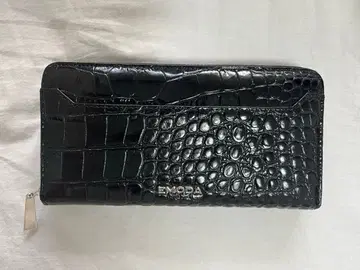 EMODA 크로커다일풍 블랙 장지갑
