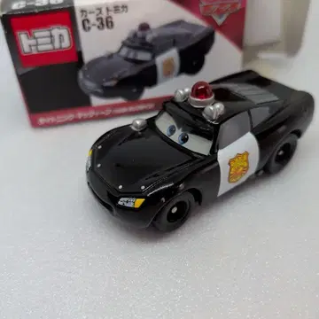 카즈 토미카 맥퀸 폴리스 타입