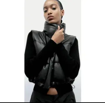 ZARA 인조 가죽 퍼프 다운 베스트