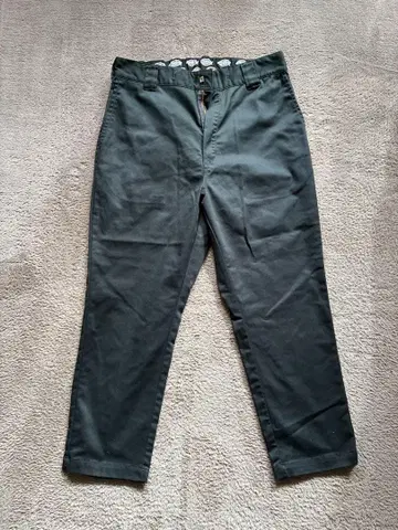 Dickies 크롭 스트레치 이지 앵클 팬츠 블랙