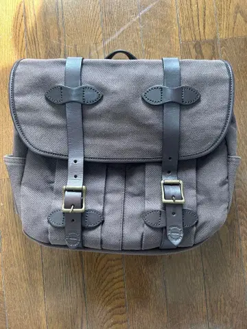 [레어 컬러] FILSON (필슨) 숄더백 브라운 BR