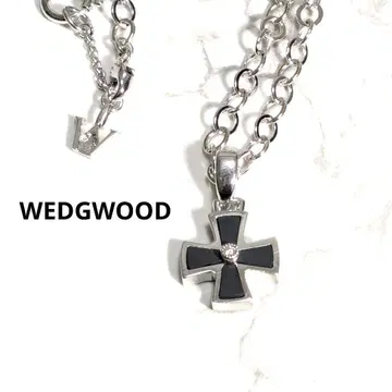 웨지우드 크로스 참 실버 목걸이