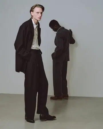 markaware TRIPLE PLEATED WIDE TROUSERS
