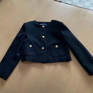 [ 미사용 새상품 새상품급 ] ZARA 블랙 숏 자켓