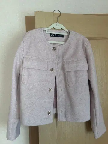 가격 인하 ZARA 옅은 핑크 노카라 자켓 M 사이즈