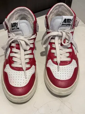 AUTRY 스니커즈 메달리스트 medalist 38 레드