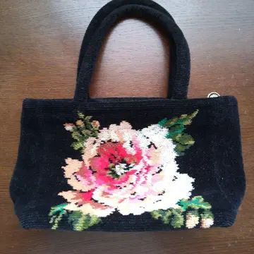 페이러 꽃무늬 토트백 블랙