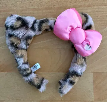 USJ 헬로키티 머리띠 레오파드 무늬 핑크 리본