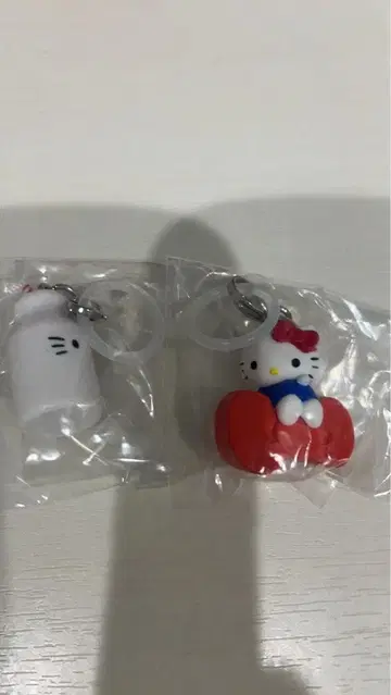 헬로키티 아메리칸 디자인 메지루시 액세서리