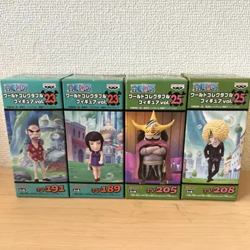 원피스 위조 시리즈 월드 컬렉션 4체 세트 [ 초레어 ]