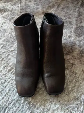 숏부츠 다크 브라운 새상품급