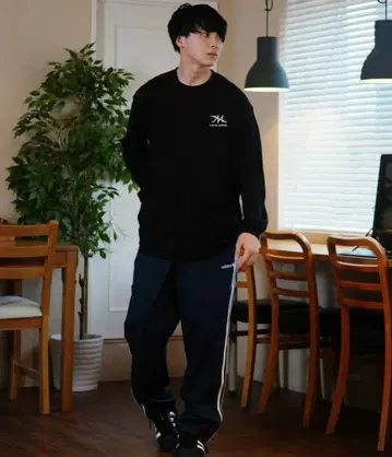 Matin Avenir 마탄아브니르 긴팔 티셔츠