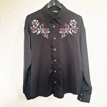 [거의 미사용] 플라워 프린트 자수 셔츠