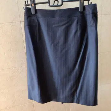 23구 네이비 스트라이프 비즈니스 스커트 42