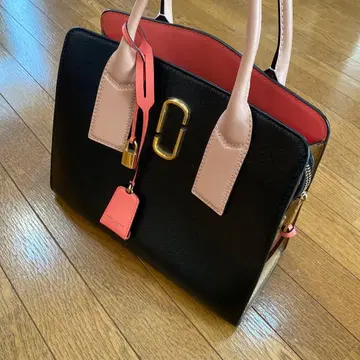 MARC JACOBS 블랙 핑크 핸드백