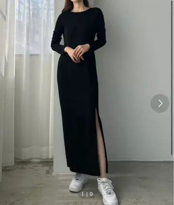 Louere 지퍼 슬릿 I 라인 컷 원피스 블랙