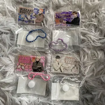 캡슐 토이 세트 - 캐릭터 포함 비즈