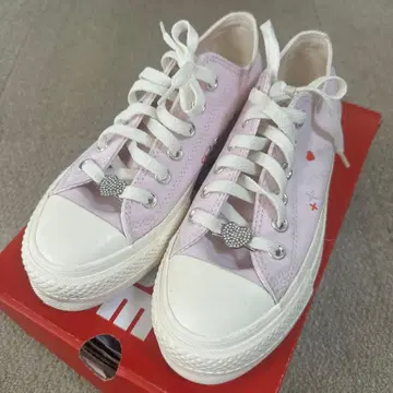 컨버스 ( 핑크 x 하트 한국에서 구매 )