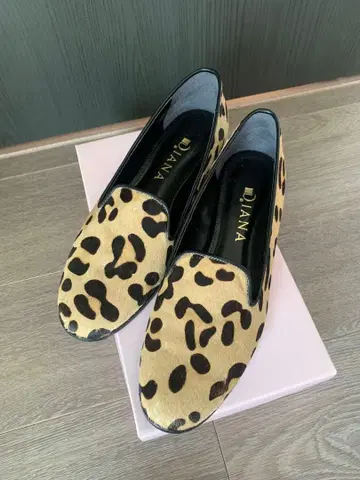 DIANA 다이애나 송치 레오파드 무늬 플랫슈즈 펌프스