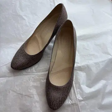 YOSHITO [ 요시토 ] 펌프스