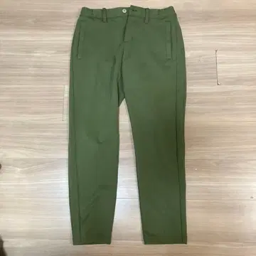 Callaway 올리브색 슬랙스 S 사이즈