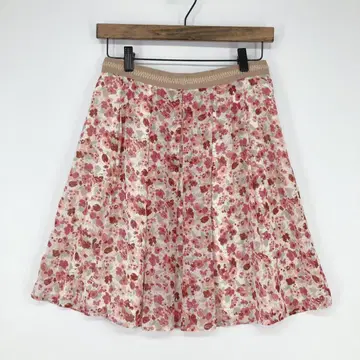 QUEEN'S COURT 플라워 프린트 플레어 스커트