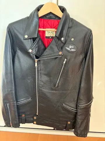 Lewisleathers x REDEAR 블랙 가죽 라이더 자켓