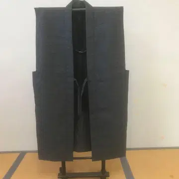 남자 소매 없는 이중 겉옷