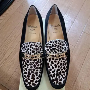 [ 미사용 새상품 ] 아라모드 1030 레오파드 무늬 펌프스 24cm