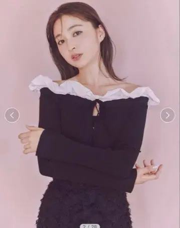 프릴 오프숄더 풀오버 SNIDEL BLK