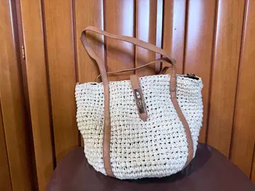 아이보리 뜨개질 토트백