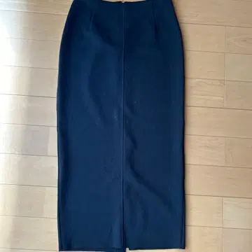 네이비 리브 타이트 스커트 슬릿 포함