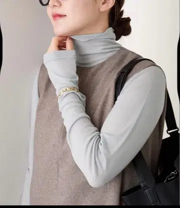 [ 새상품급 ] IENA 리오셀 캐시미어 터틀넥 라이트 블루