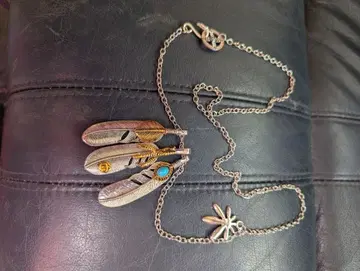 깃털 모티브 목걸이 터콰이즈 포함