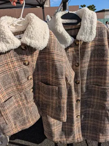 체크 무늬 플리스 카라 부착 자켓